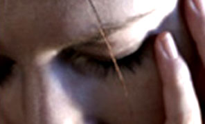 296_donna_picchiata_2