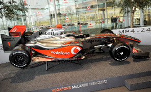 mclaren_296