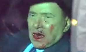 berlusconi_pugno