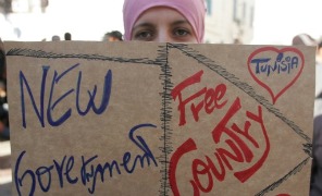 protesta_cartello_tunisia_296